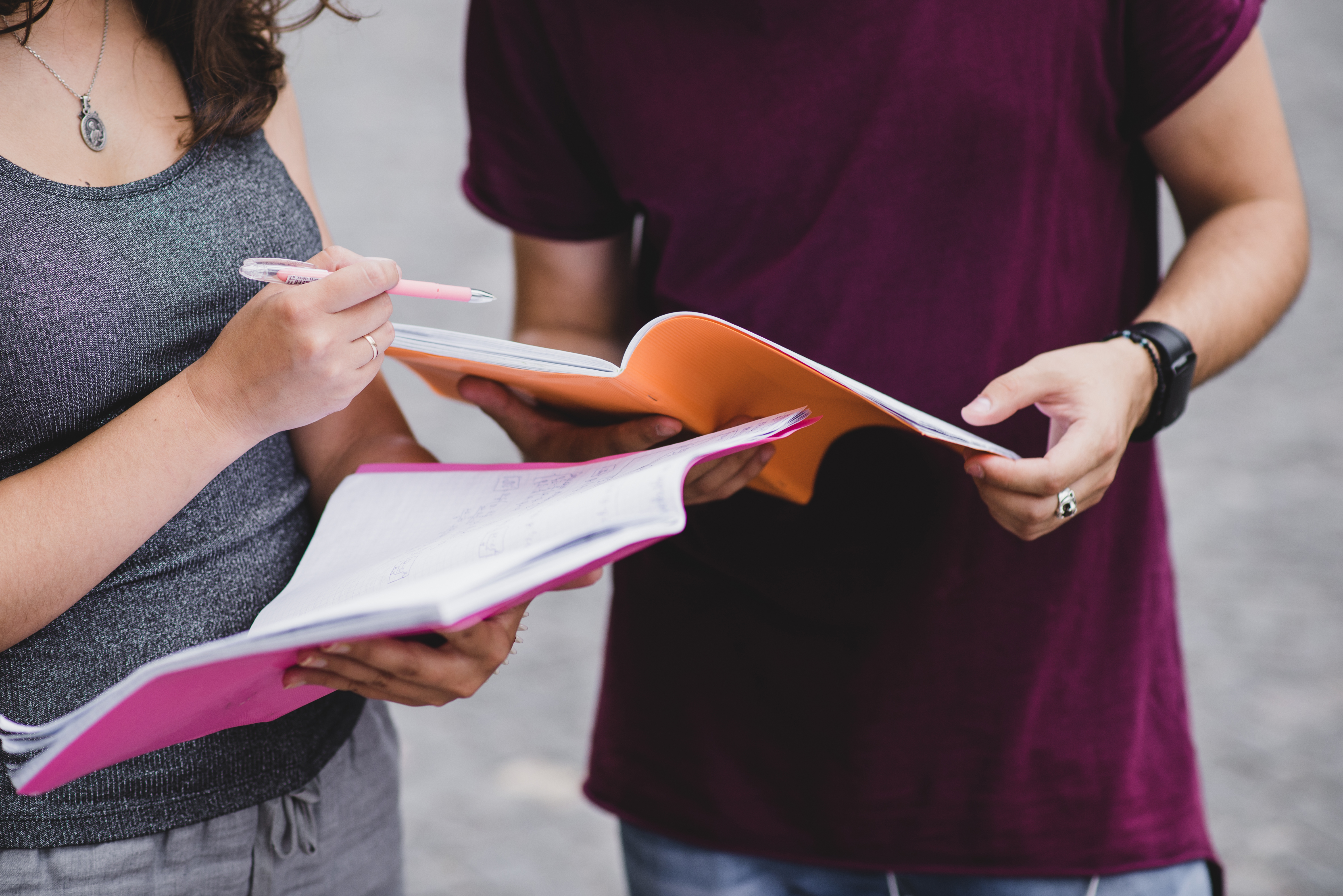 cosecha-personas-que-trabajan-equipo-tarea